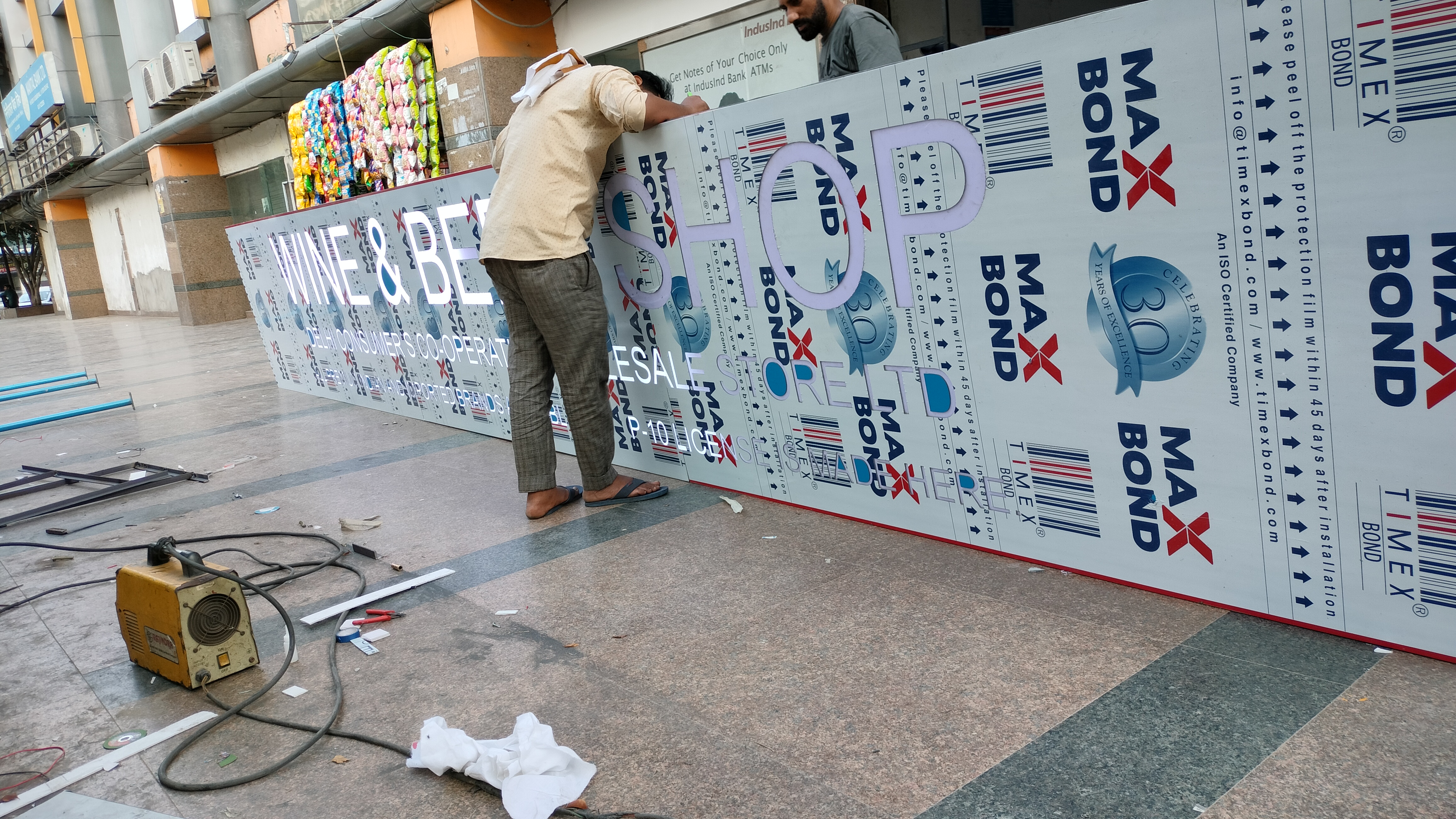 Delhi-govt-wine-&-Beer-Shop-signage-project-baba-supersign
